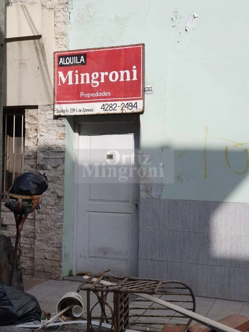 2 ambientes con patio y lavadero