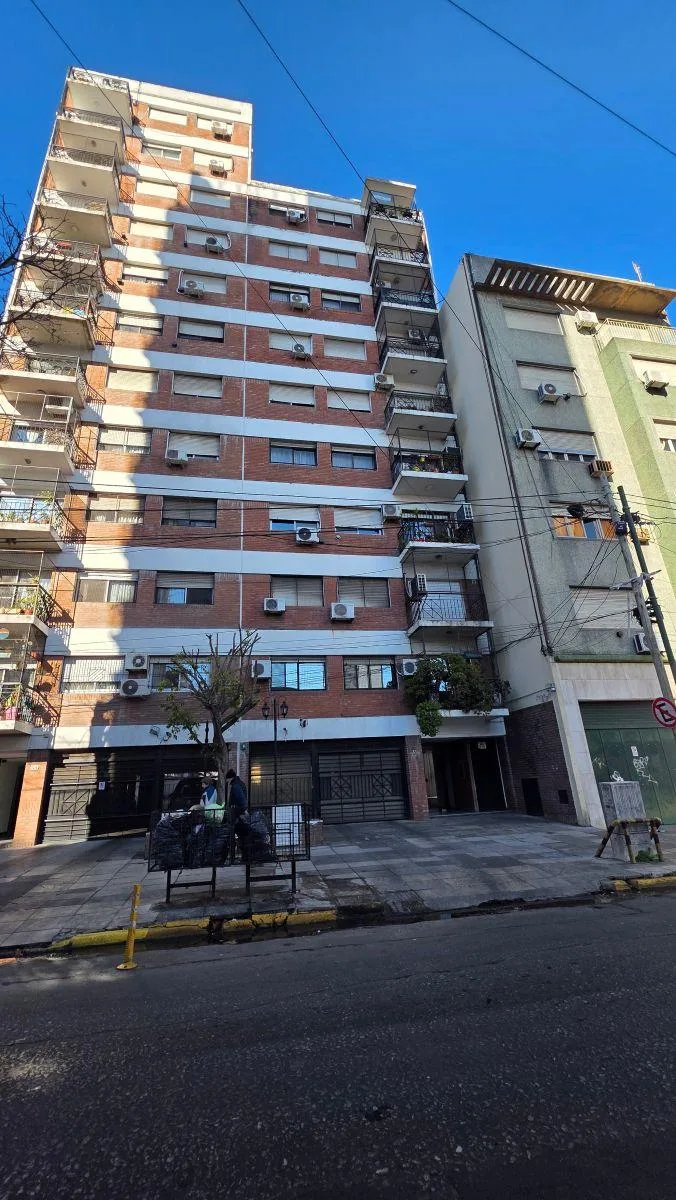 Departamento 2 Ambientes con Cochera