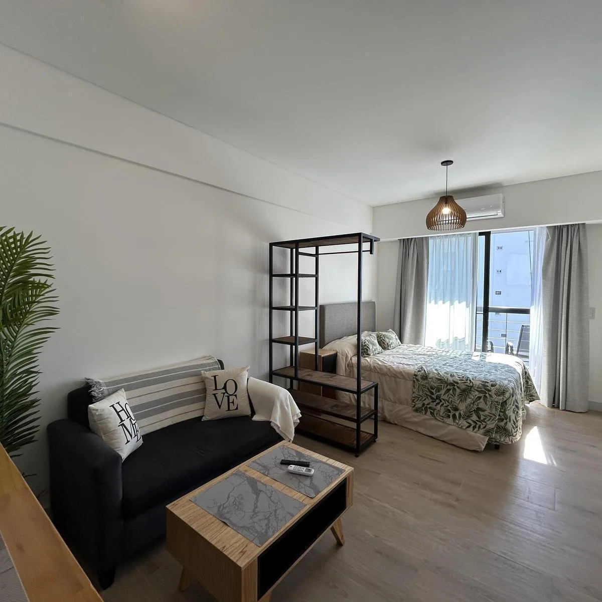 Departamento Monoambiente en Alquiler en Abasto