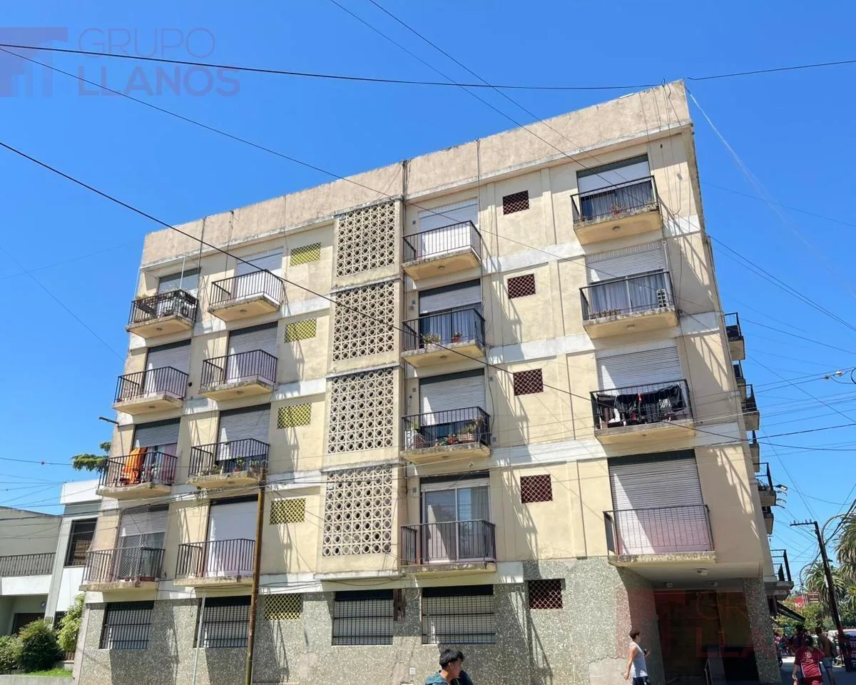 Departamento Dos Ambientes en Alquiler en Lujan Centro