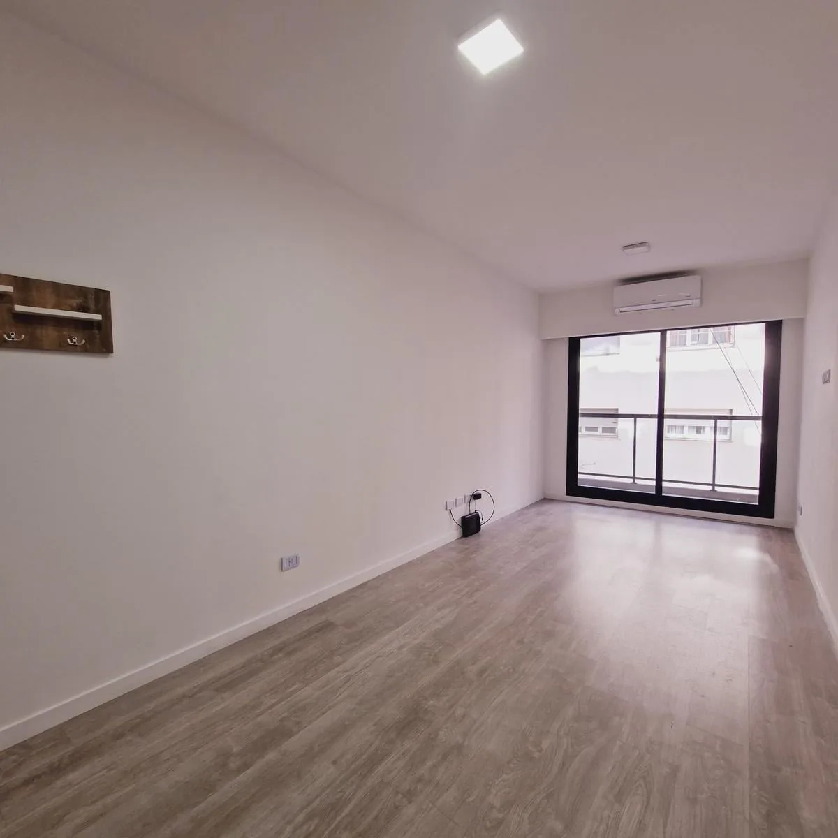 2BR with balcony and amenities