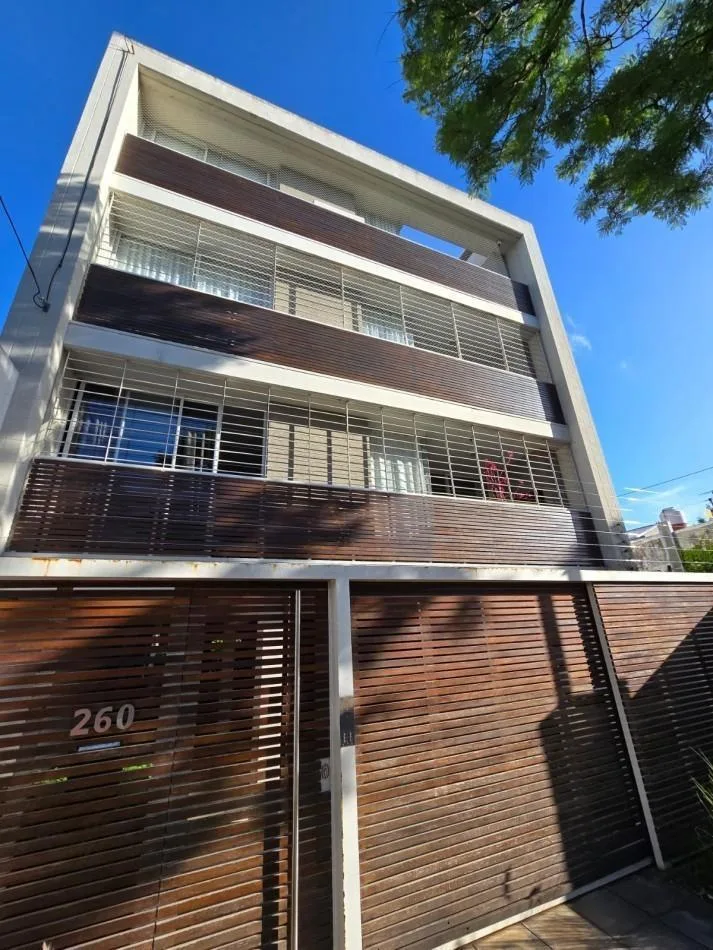 Alquiler Departamento de 2 Ambientes con Cochera