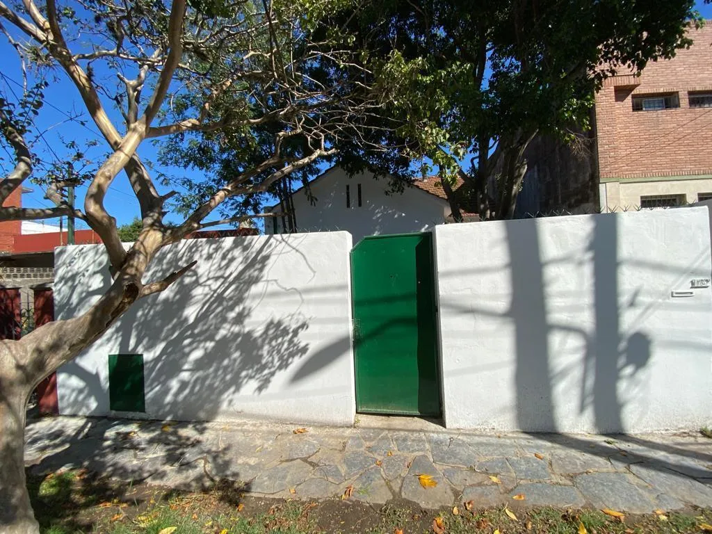 Casa 3 dormitorios, jardín