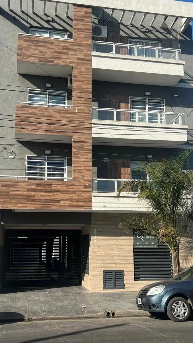 45 m², 2 ambientes, balcones
