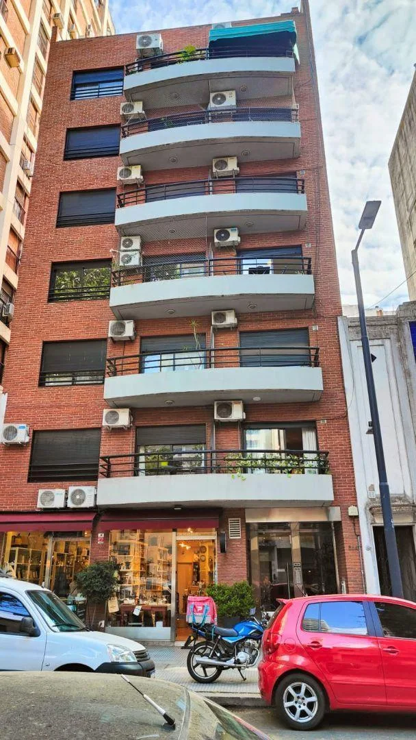 Alquiler Cañitas Monoambiente a La Calle con Balcon Divino