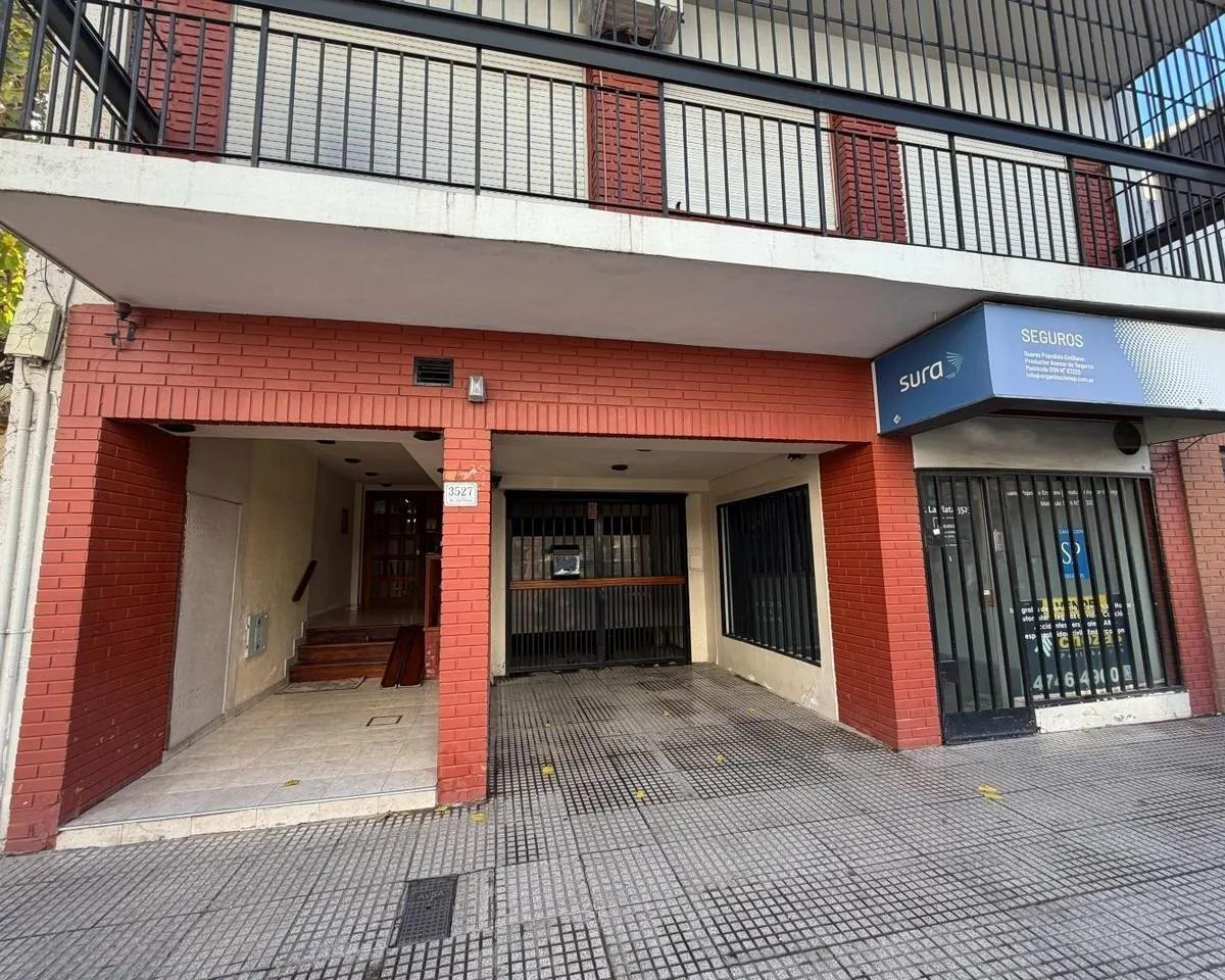 Alquiler Departamento de 2 Ambientes con Patio en El Centro de Santos Lugares