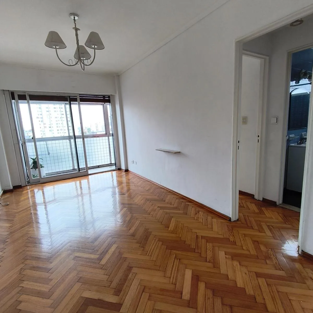 Alquilo Departamento 2 Ambientes San Cristóbal - Av San Juan Al 2000