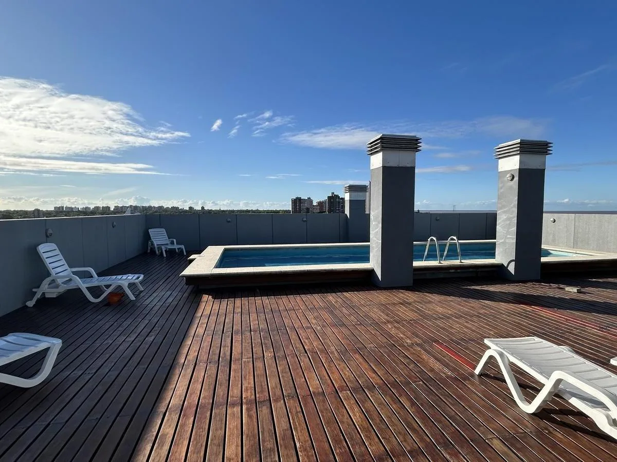 2-room unit with balcony and parking