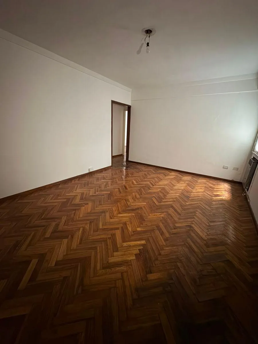 Квартира 2 спальни 70 м²