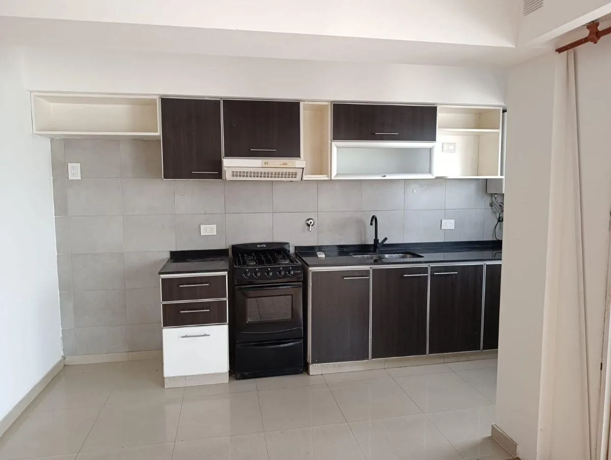 1-bedroom apartment with balcony