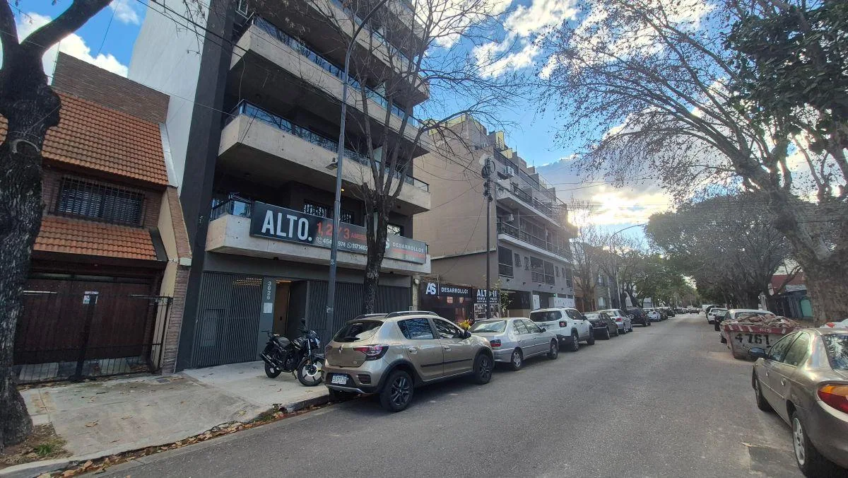 2 Ambientes a Estrenar en Villa Urquiza. Dormitorio en Suite con Toilette. Amplio Balcón. Laundry