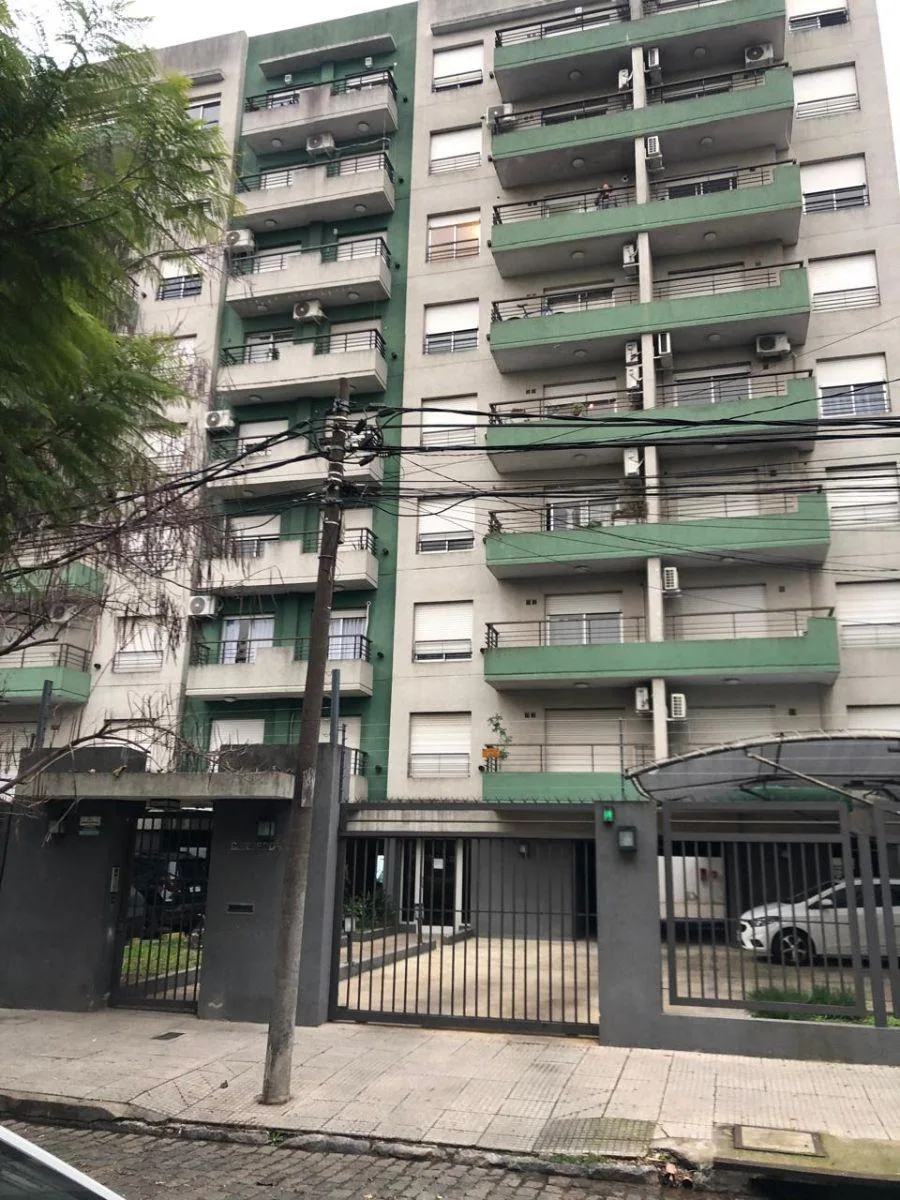 2BR front-facing with parking