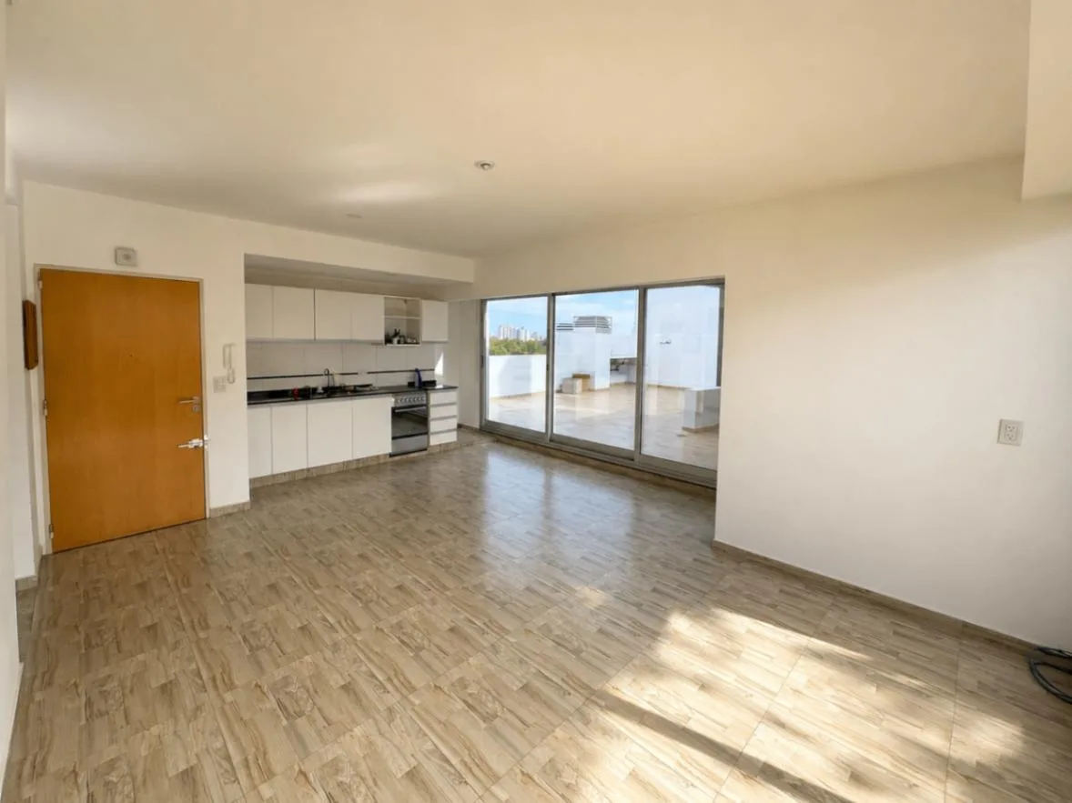 Alquiler | 2 Ambientes con Terraza Propia de 38 m&sup2; y Palier Privado en Núñez