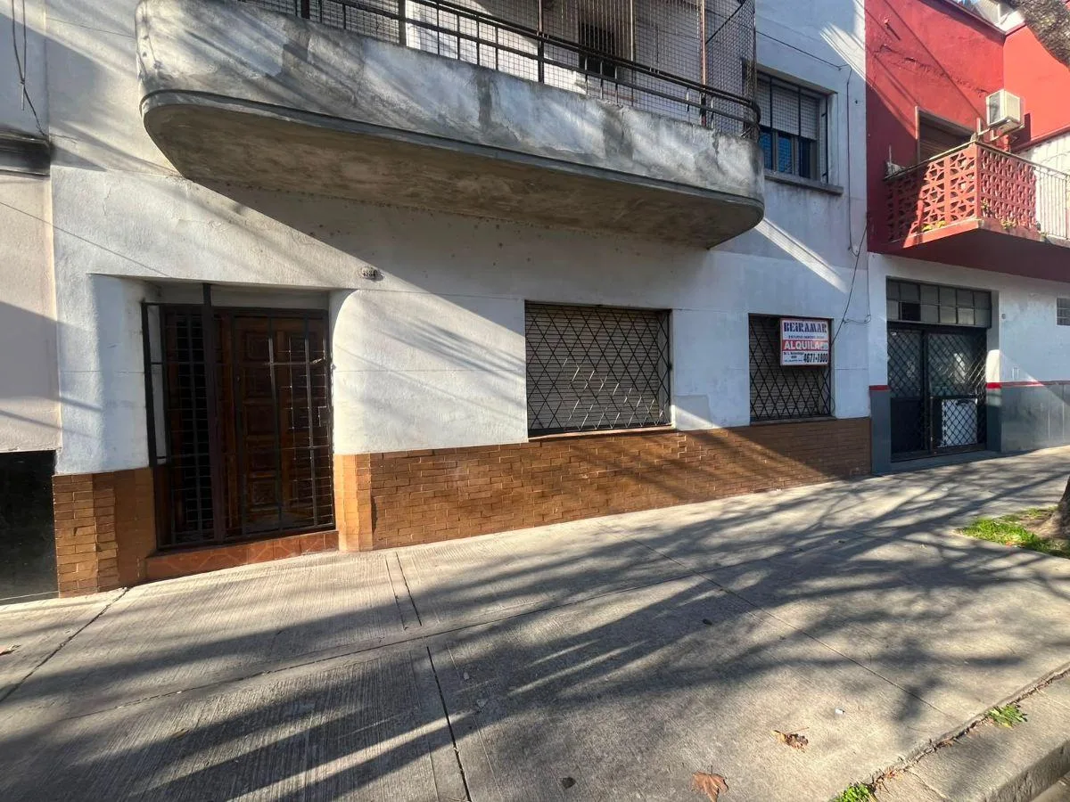 PH 3 Ambientes Planata Baja Al Frente Entrada Independiente Apto Todo Destino