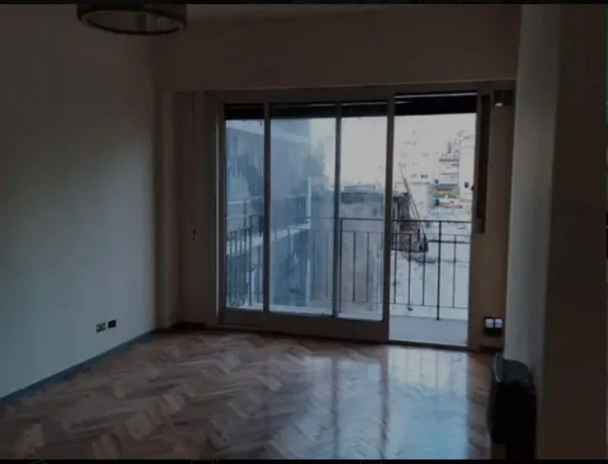 Departamento de 4 Ambientes en Alquiler. Luminoso. Vista Abierta
