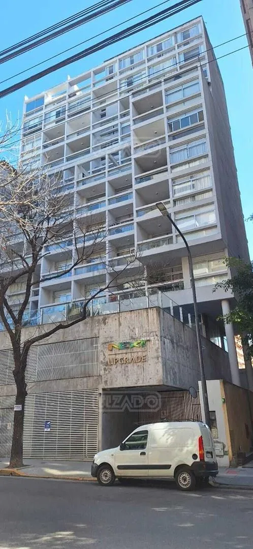 Front studio with balcony