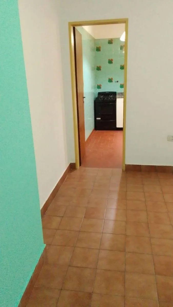 Departamento Dos Ambientes en Concordia 162 Zona Comercial Mayorista en Flores