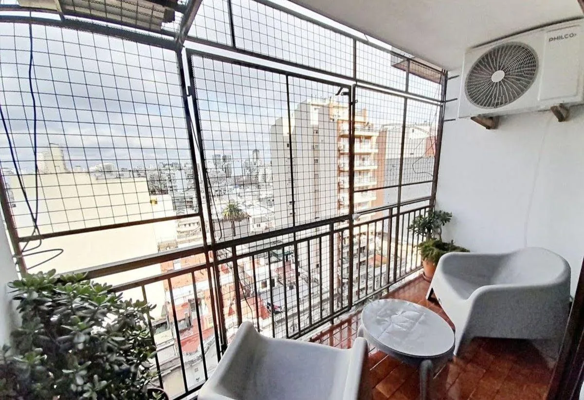 Listing: Studio, Almagro