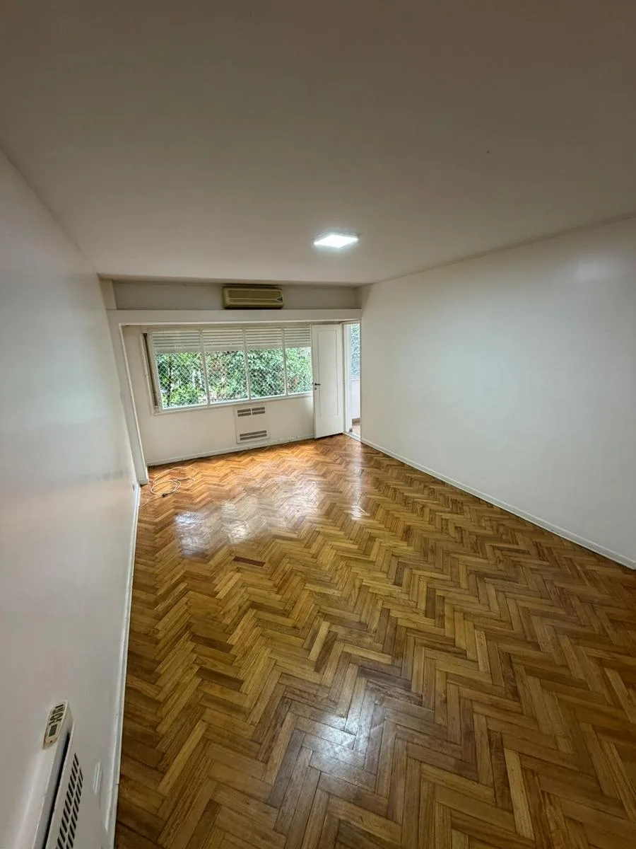 Departamento en Recoleta Sobre Calle Arenales