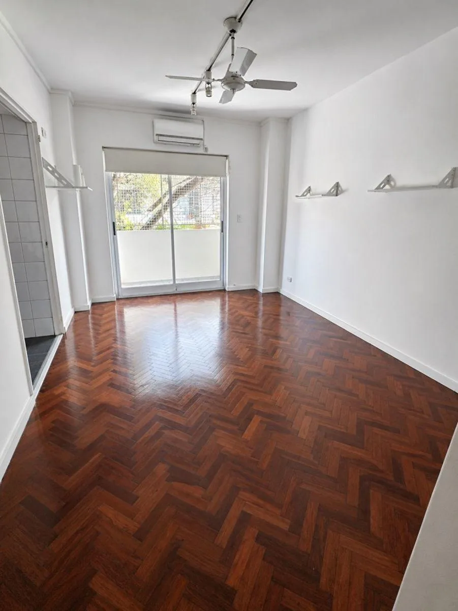 Ruggeri 2700, Alquiler Departamento de un Ambiente