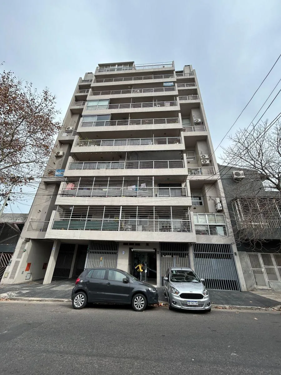 Pedernera Al 700: Depto 2 Amb. Balcón - Vista Panoramica - Pileta