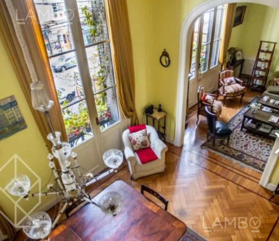 Recoleta, patio and bright living