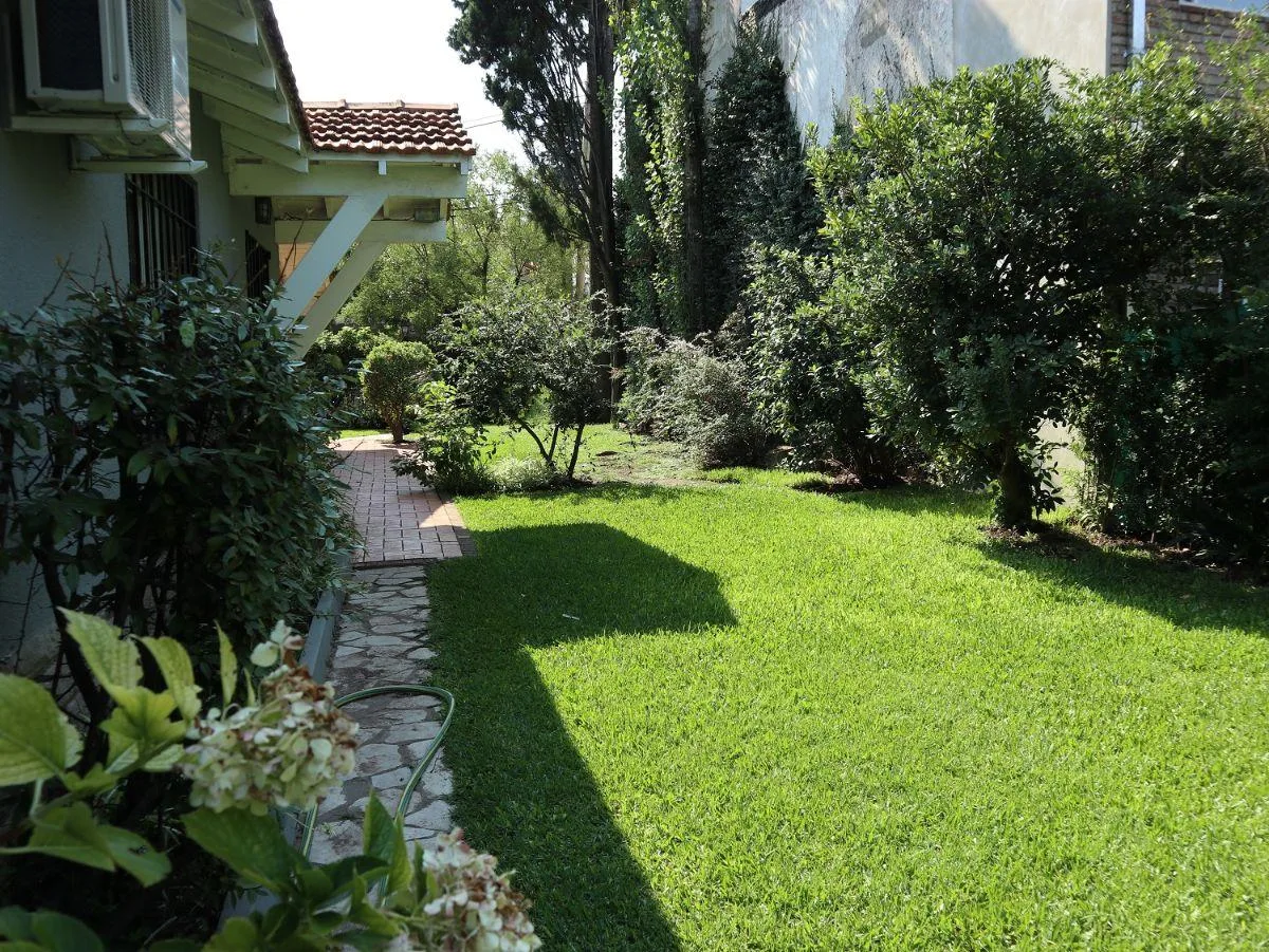 Casa en Alquiler en Acassuso Libertador Al Rio