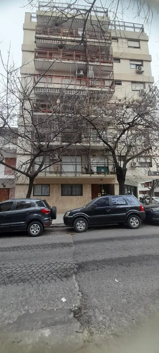 2 комнаты, боковое, с балконом