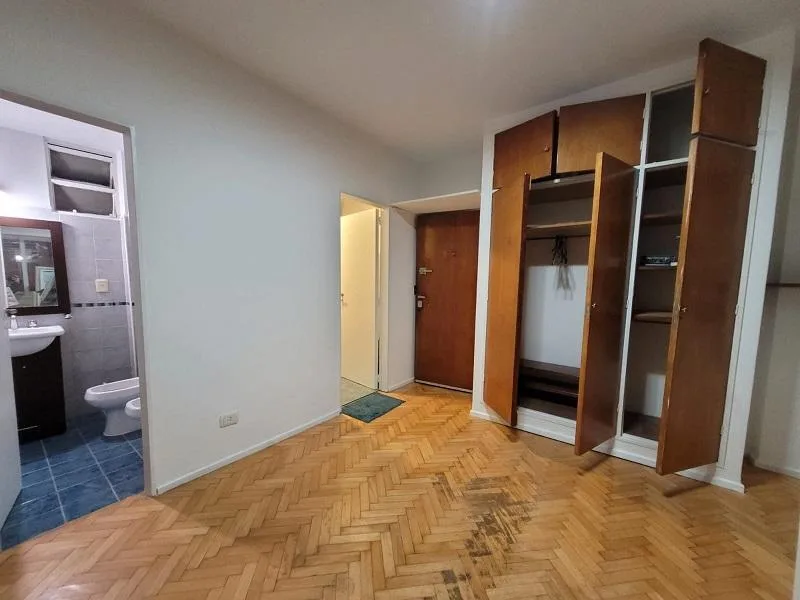 Monoambiente con cocina separada