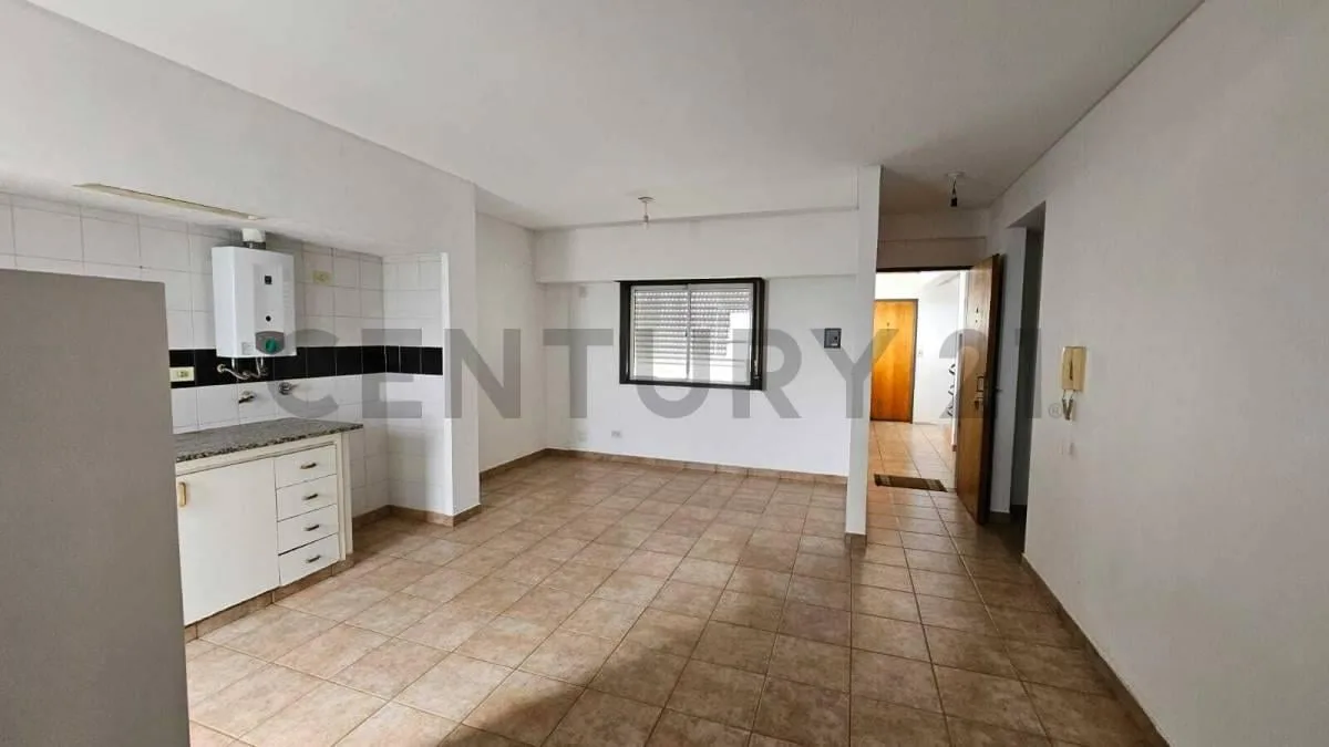 3º andar, frente, 42 m²