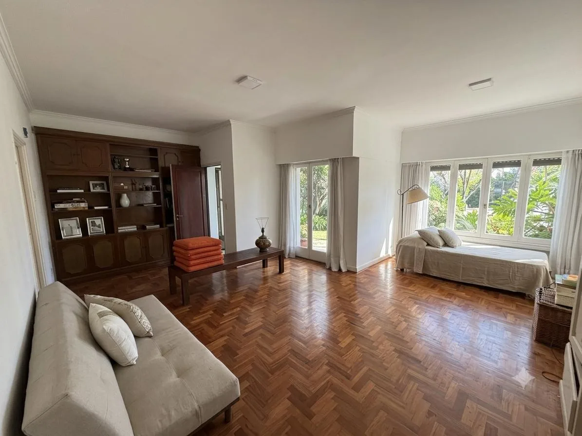 Casa con 5 suites y terraza