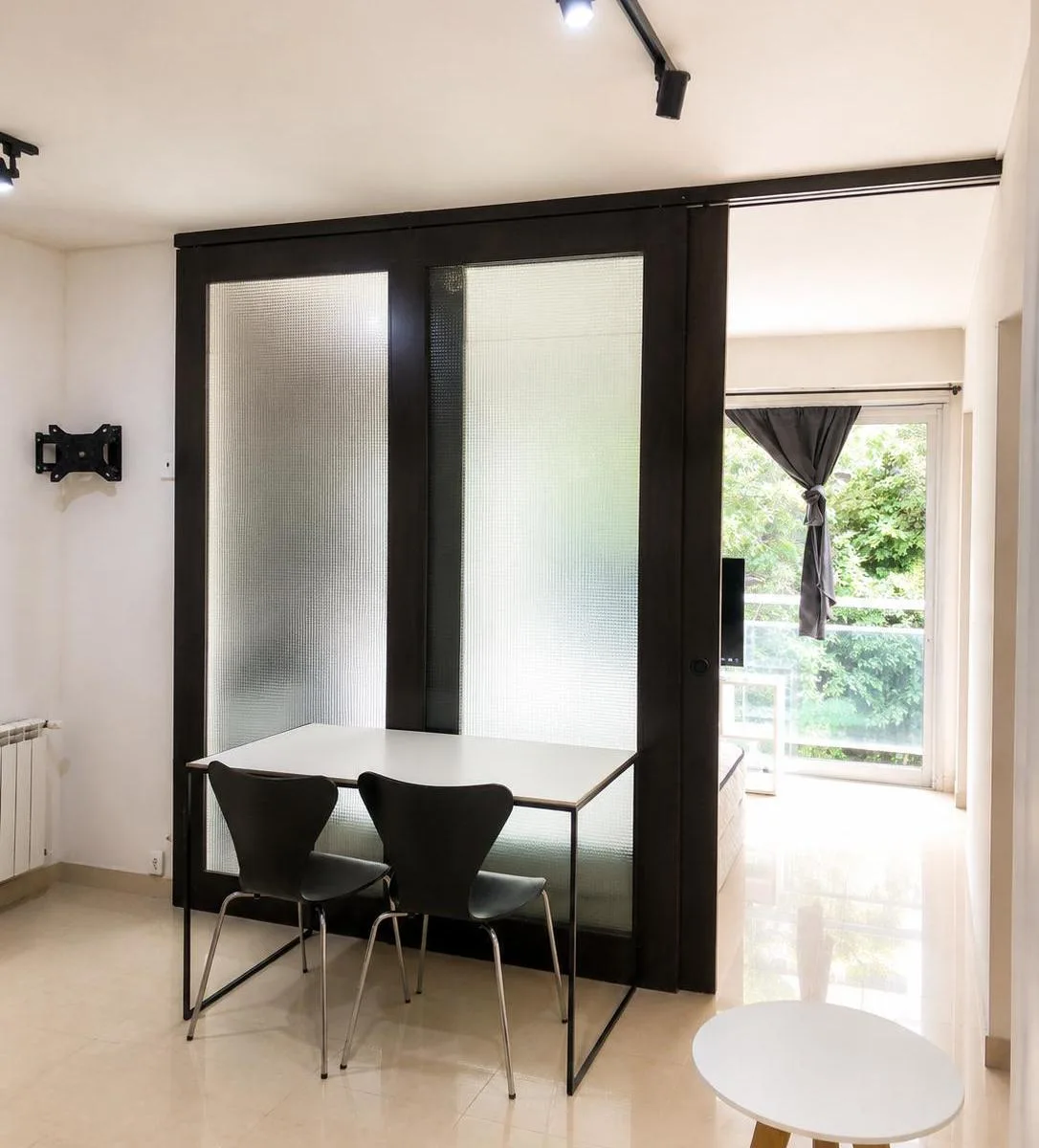 Studio com vaga e piscina