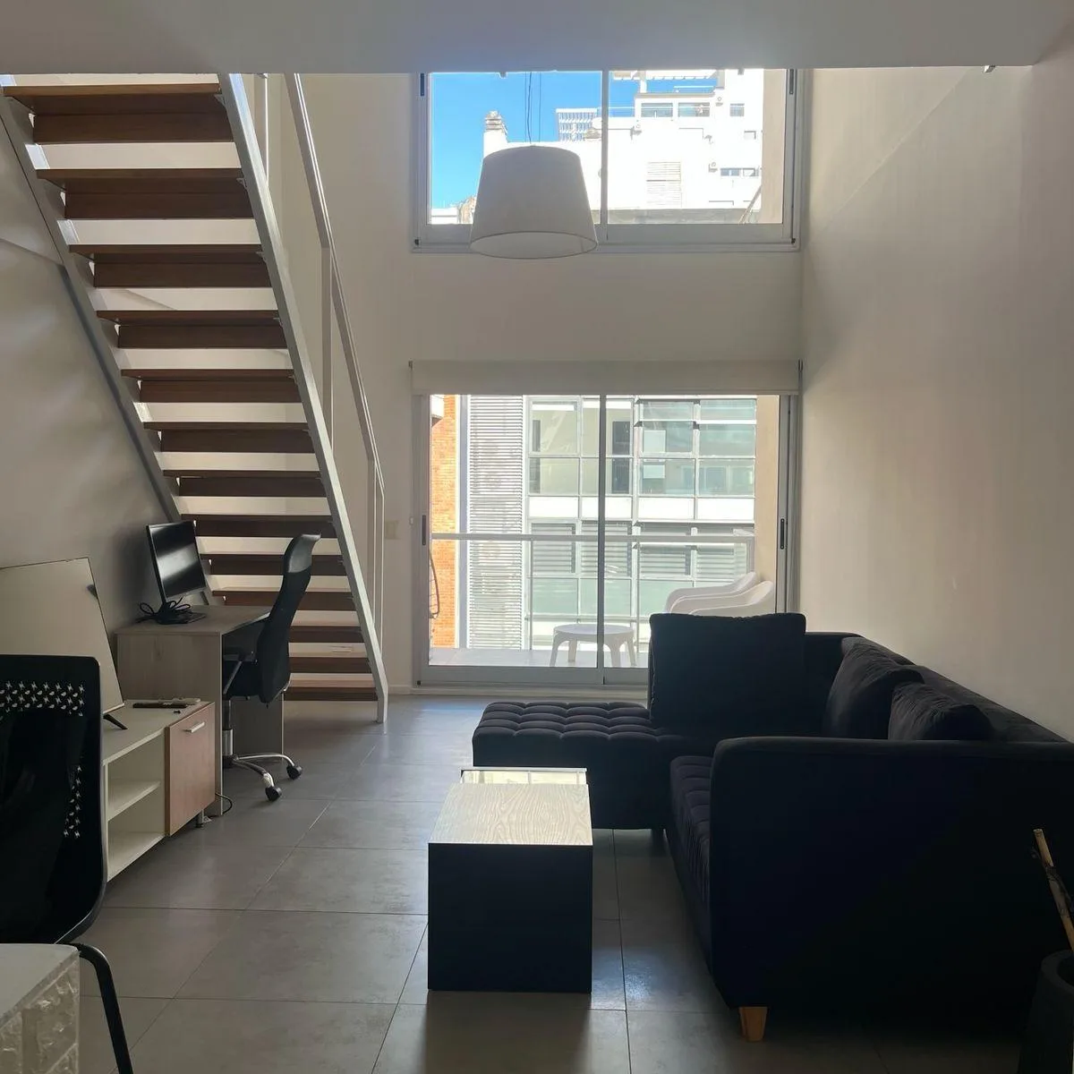 Excelente Duplex, Amueblado y Equipado