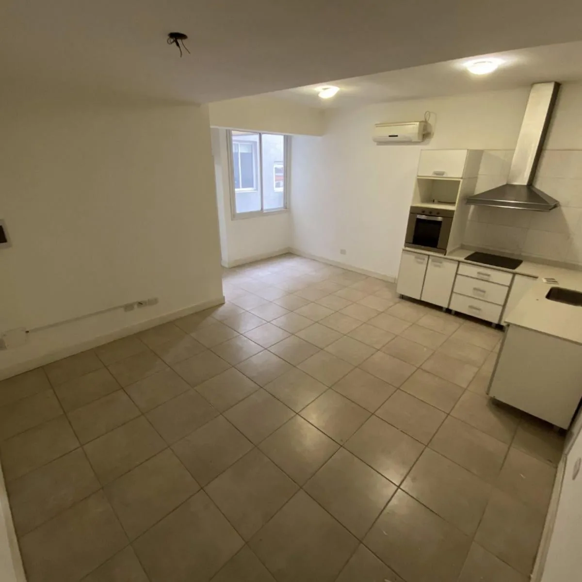 Alquiler Depto 2 Ambientes con Cochera Avellaneda