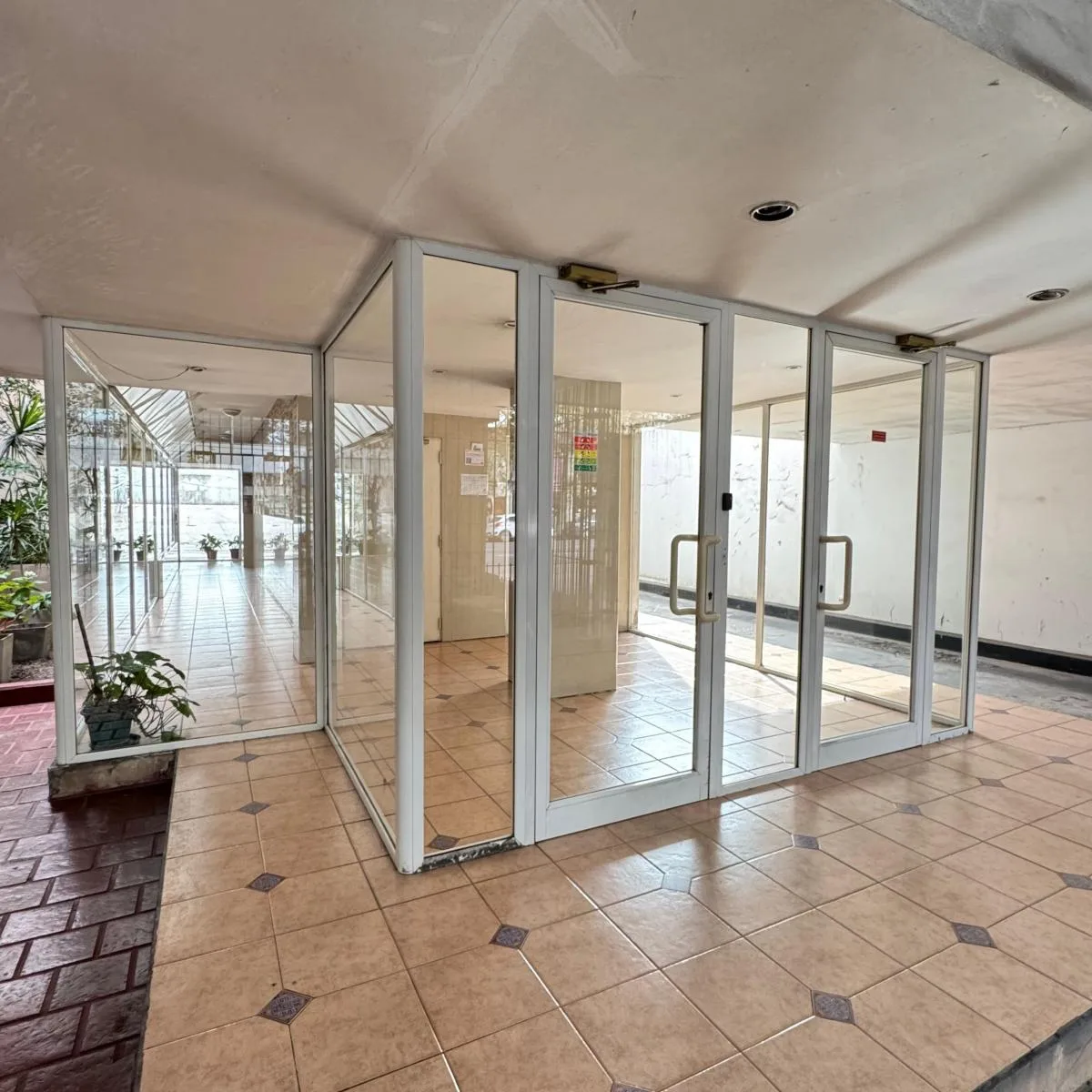 Dpto 2 Ambientes C/ Balcón en Alquiler - Floresta