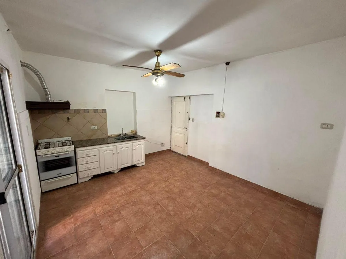 Alquiler de Departamento Interno en Merlo Norte (A Una Cuadra y Media de La Estación)
