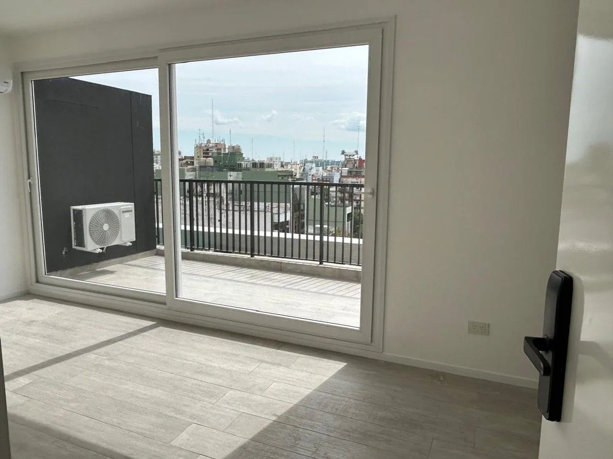 Studio with balcony terrace