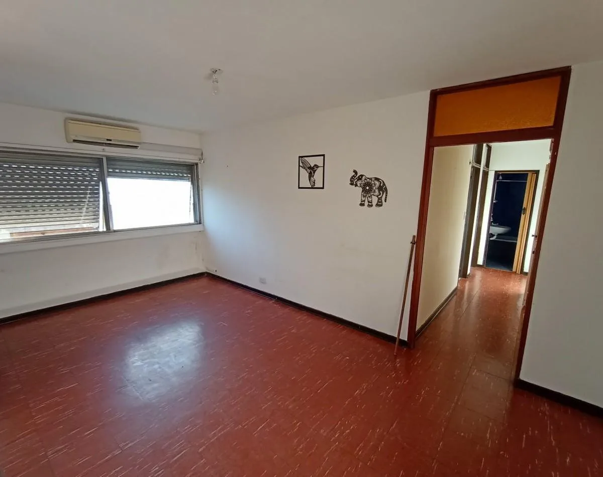 Alquiler Departamento de Tres Ambientes Lugano 1y2