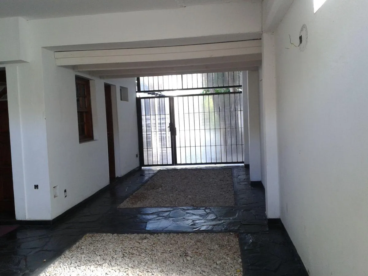 House over 2 floors, 4 bedrooms