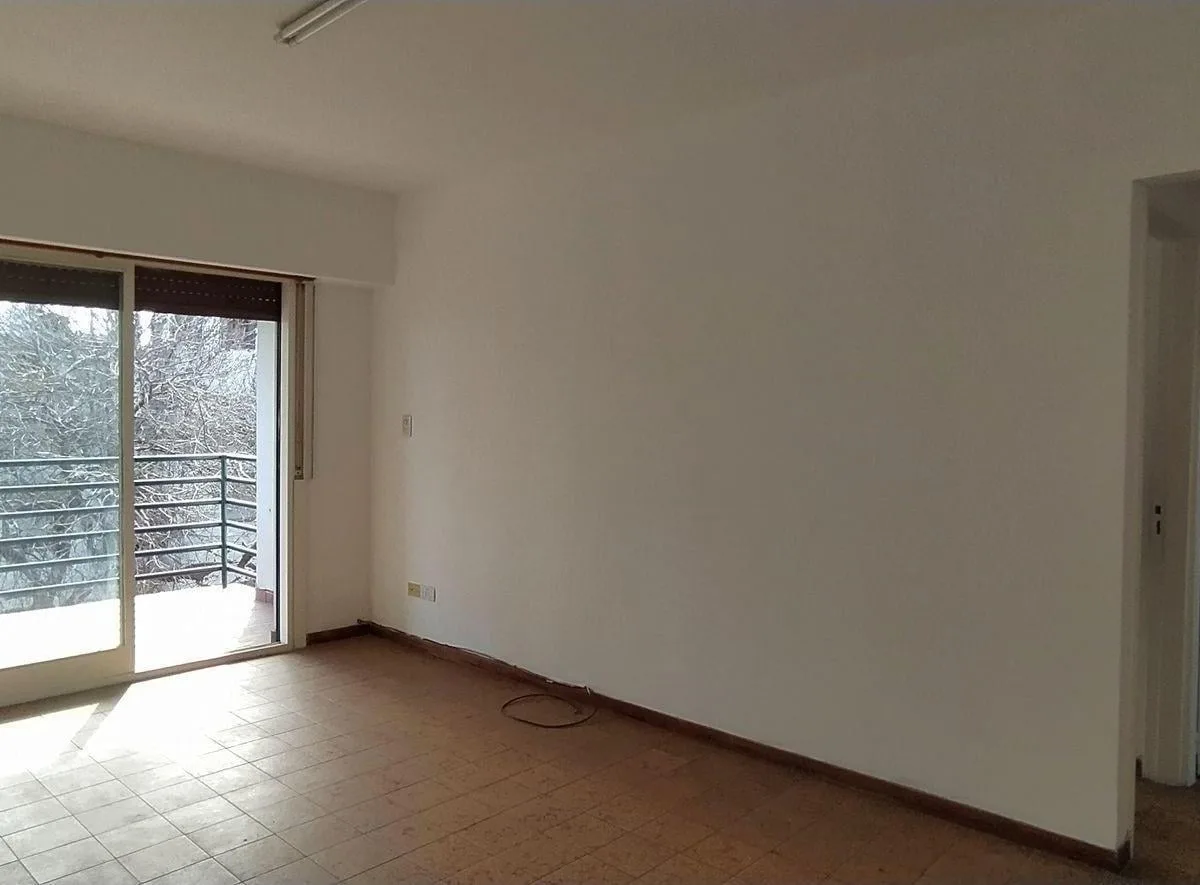 3rd floor with balcony, 2 rooms