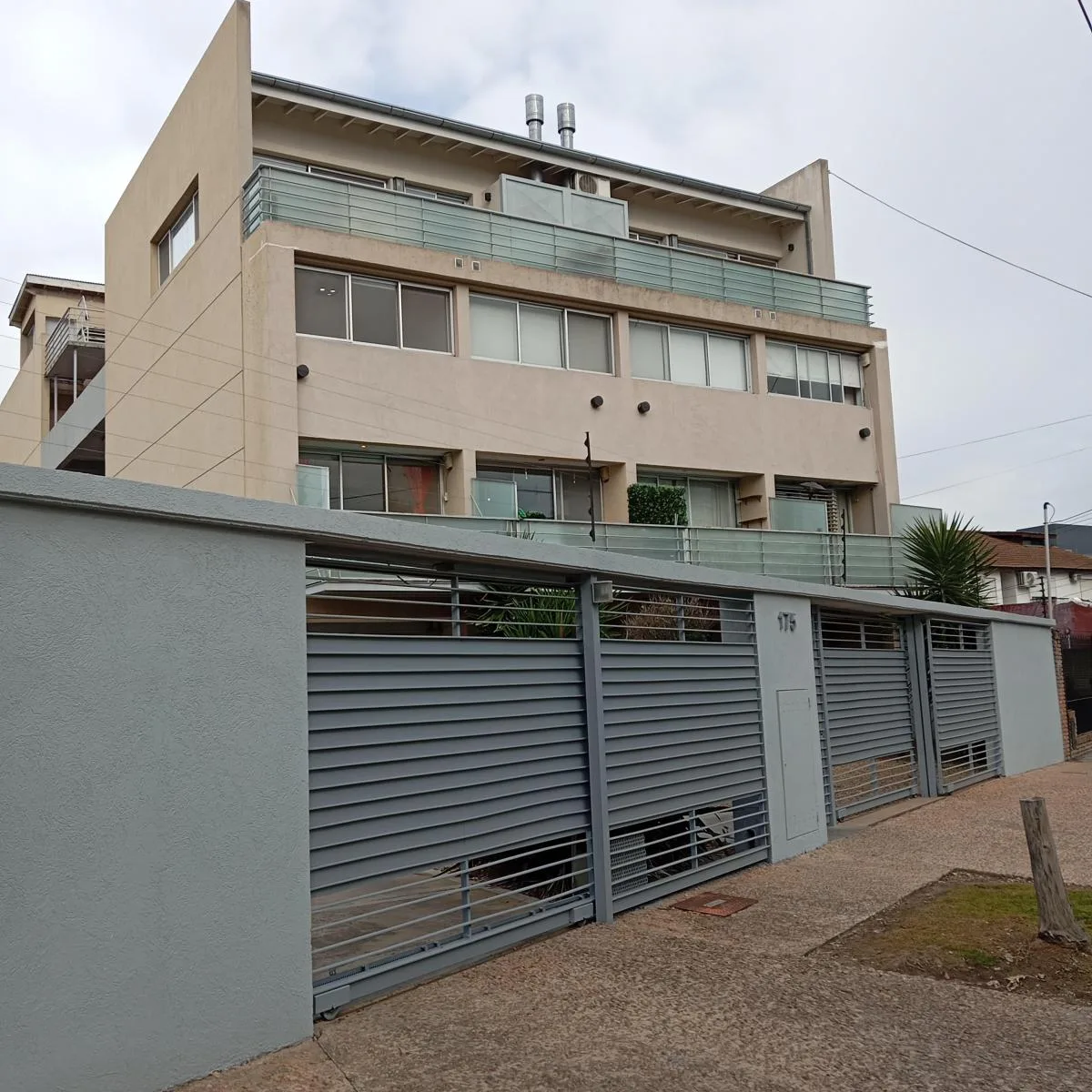 Departamento 3 Amb. Dúplex, Cochera Pileta Parrillas