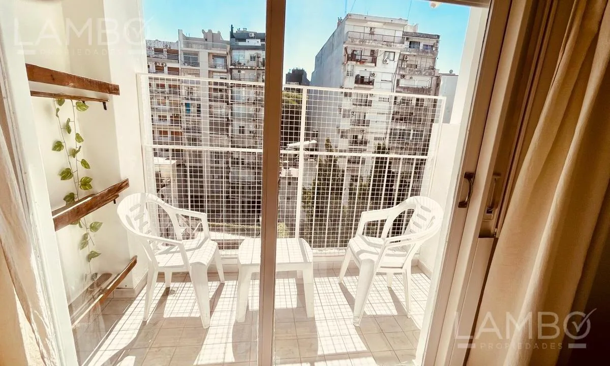 1 quarto mobiliado com varanda