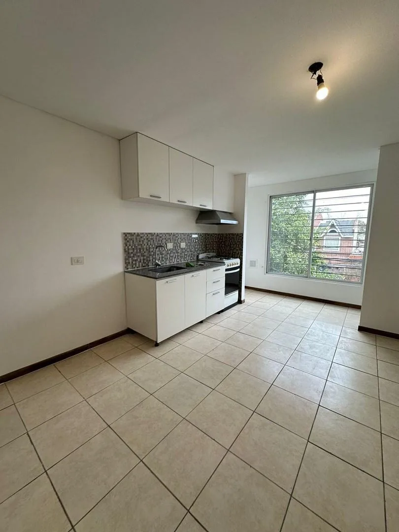 36 m² split studio apartment