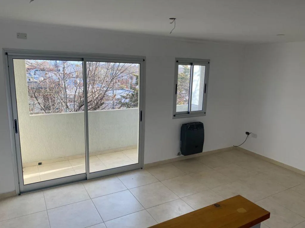 Departamento 1 dormitorio con balcón