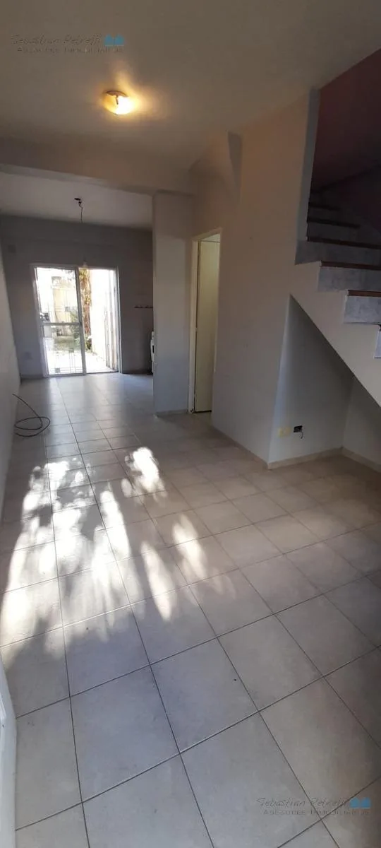 Dúplex con patio y parrilla