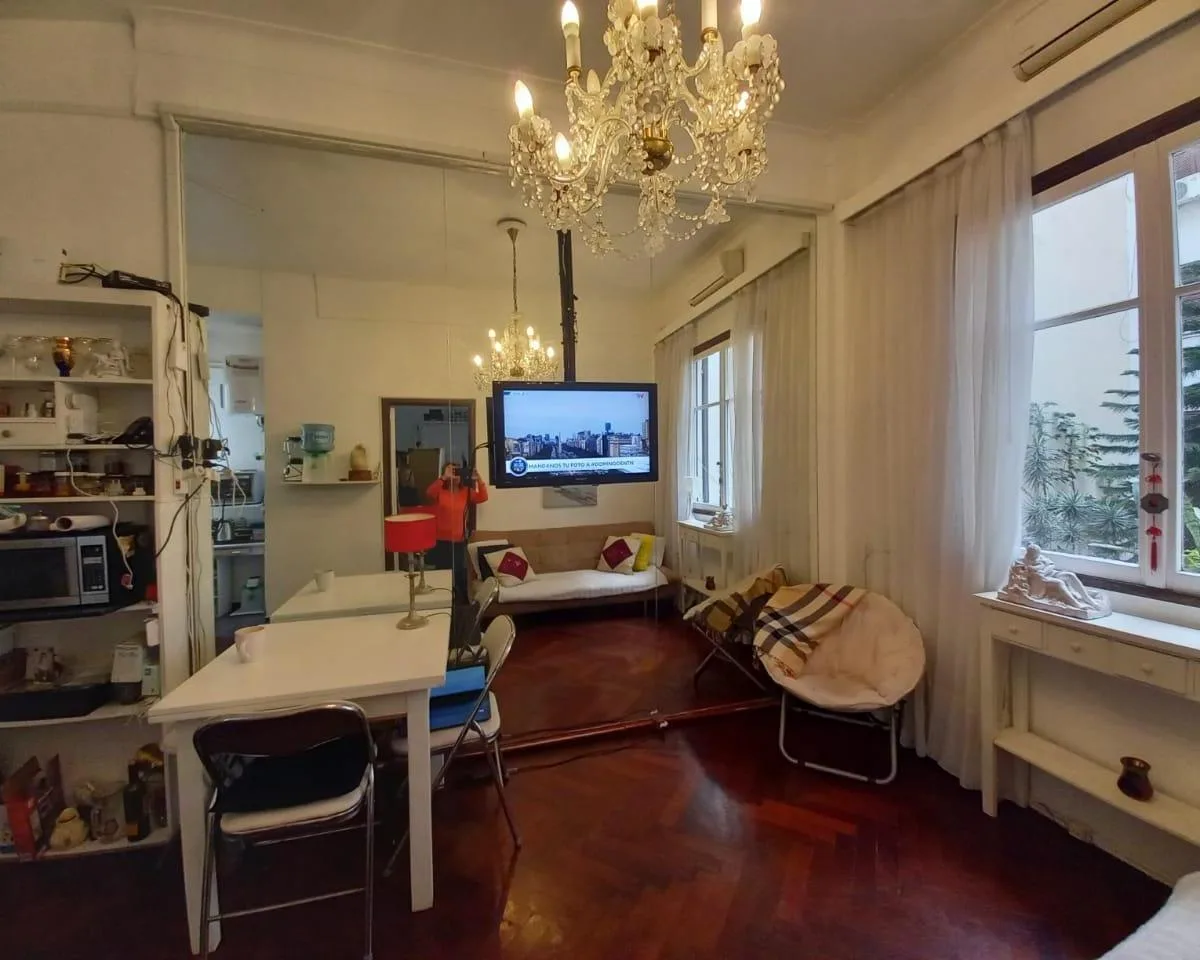 Recoleta, Av. Las Heras 2259