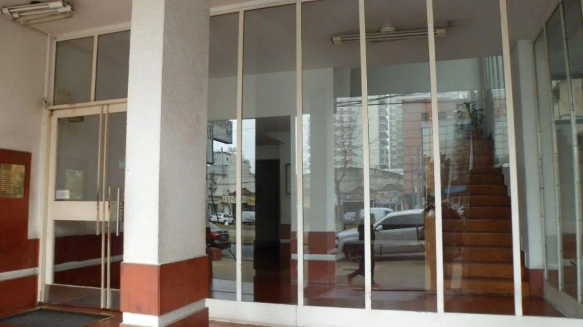 Piso 9, 2 ambientes apto profesional
