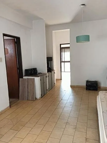 1 dormitorio, cocina separada