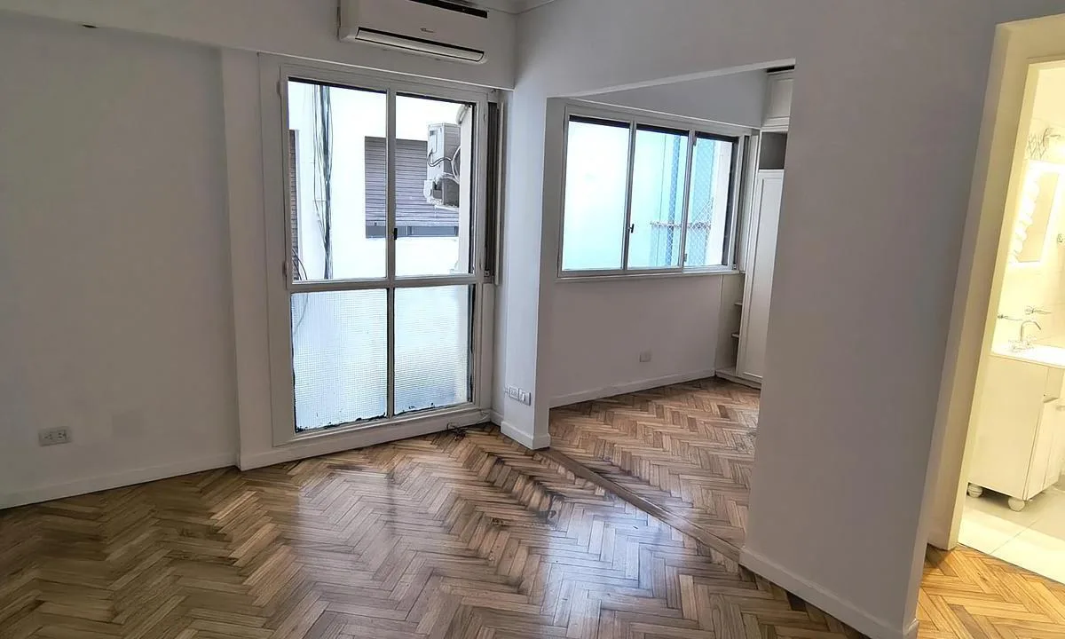 2 Amb y Medio! Impecable Estado! Edificio con Seguridad a m de Av Lacroze