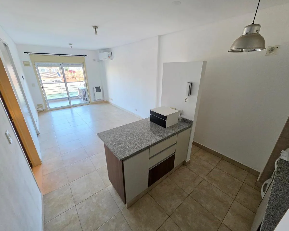 Alquiler Monoambiente con Balcon en Villa Pueyrredon